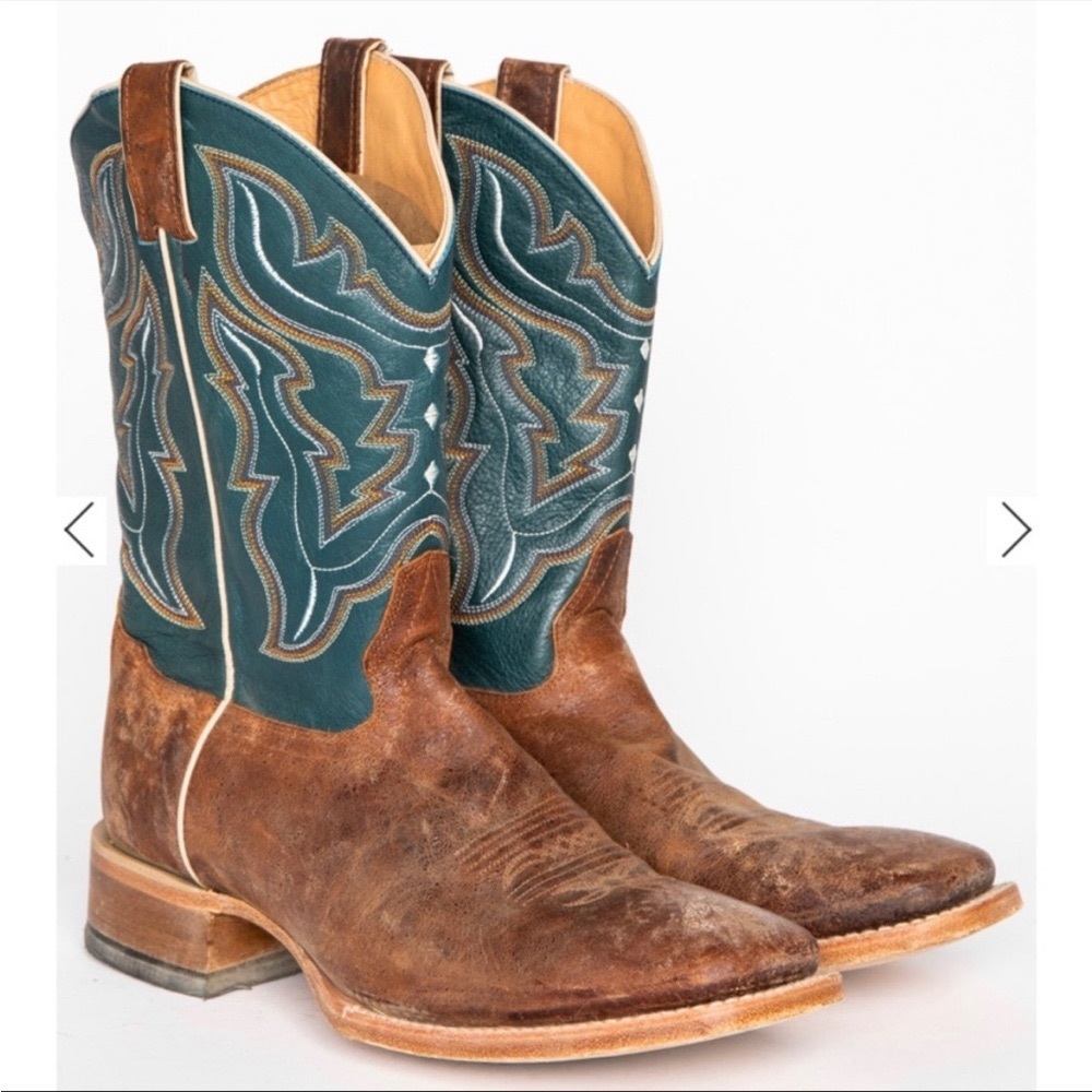 Boots by Cody James brown and teal